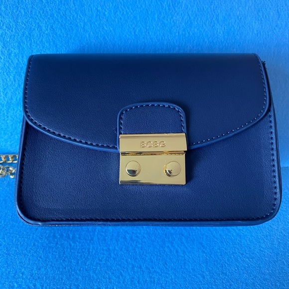 BCBG Milly Crossbody Bag - Picture 5 of 6